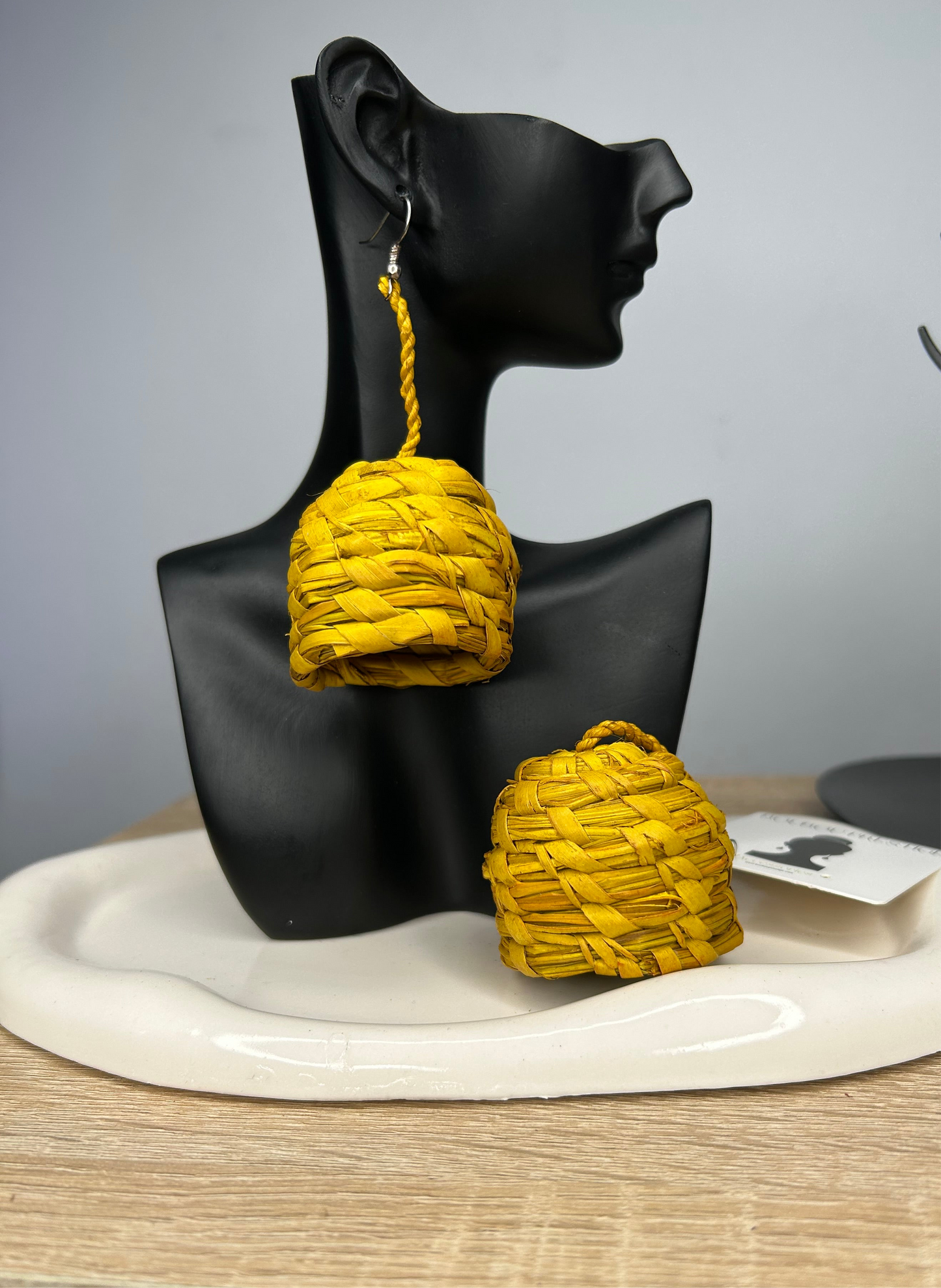 RAFFIA earrings